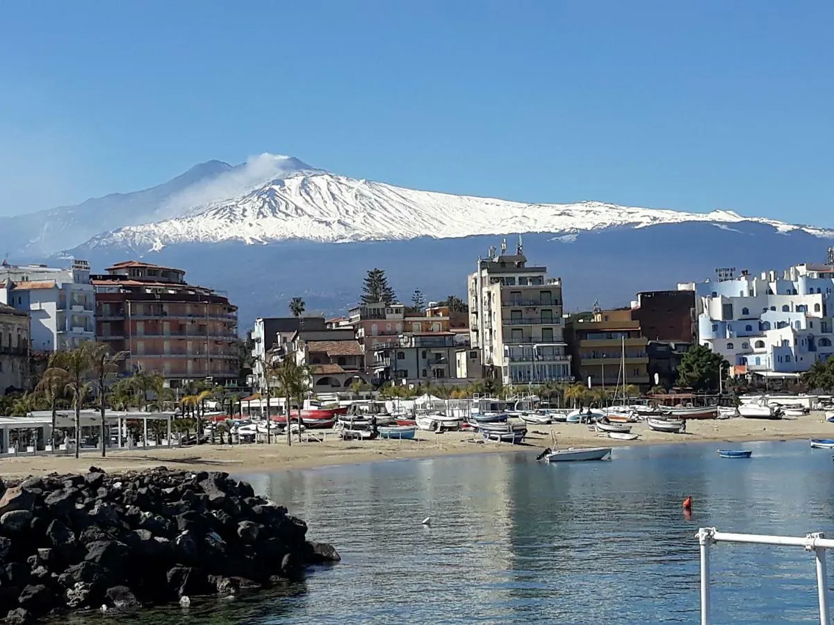 Casa, Mare-Etna-Taormina Hotel Fondachello  Italië