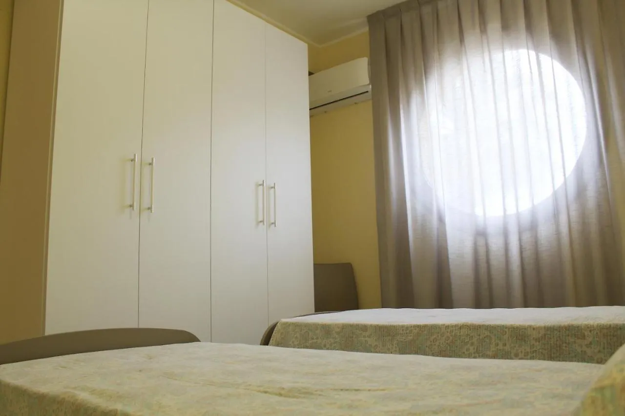 Casa, Mare-Etna-Taormina Hotel Fondachello  Italië